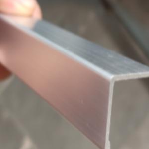 Aluminium L Corner