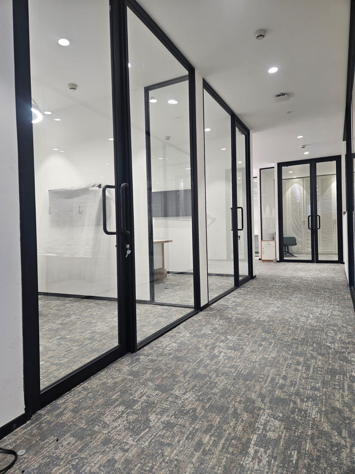 Aluminium Glass Partition Manufacturer